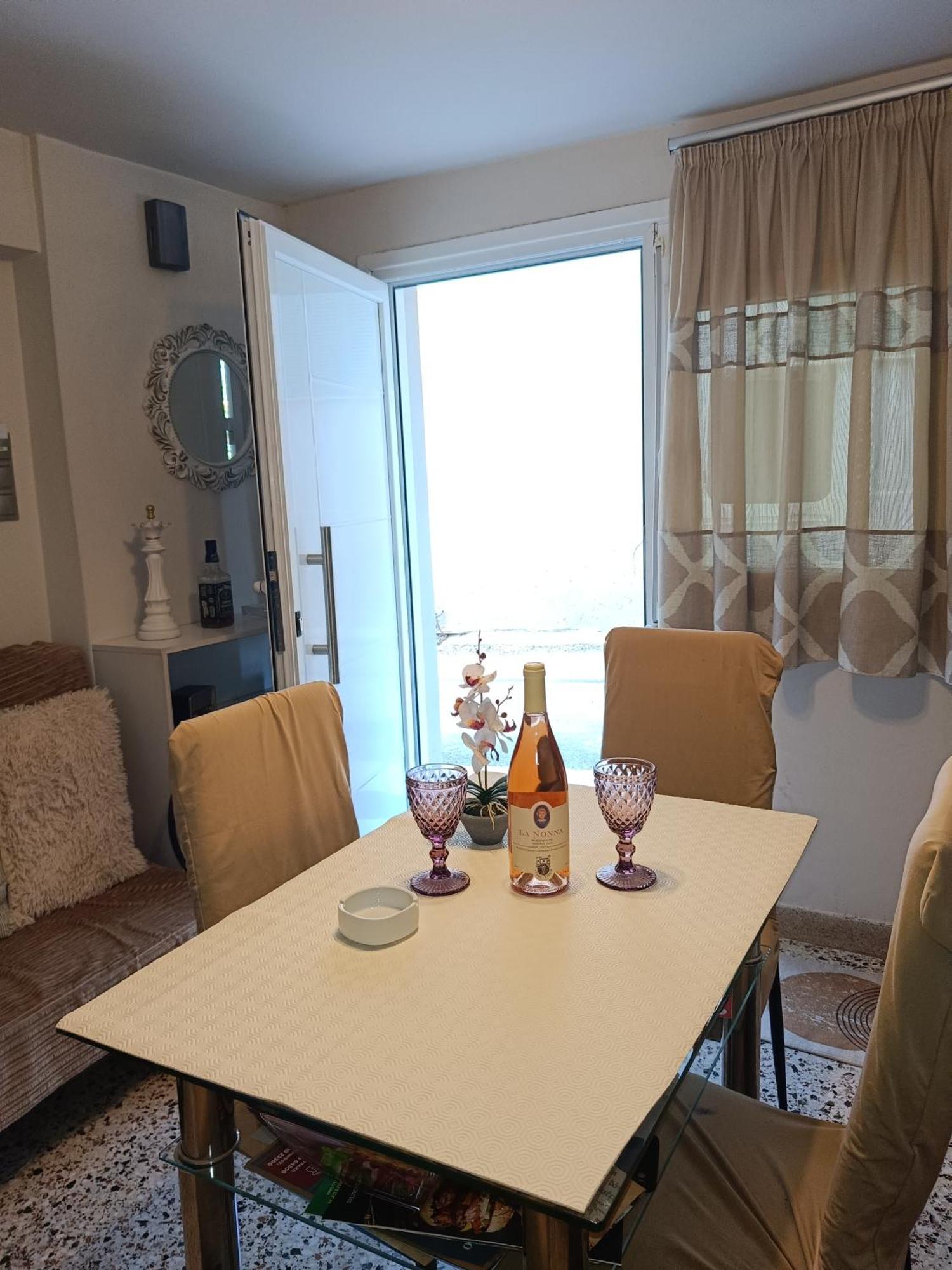 Marina'S Seacret Apartment Corinth Exterior foto